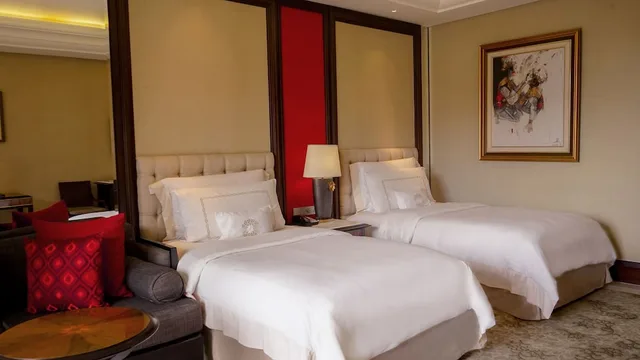Ultimate, Premier, Twin Beds, THE TRANS RESORT BALI 4/6