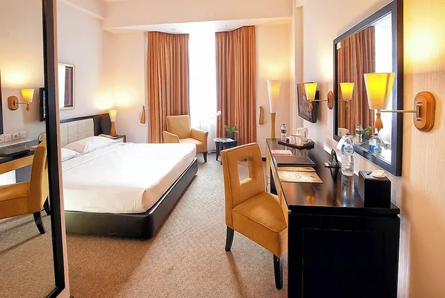 غرفة سوبيريور بسرير كينج، Grand Jatra Hotel Pekanbaru 4/6