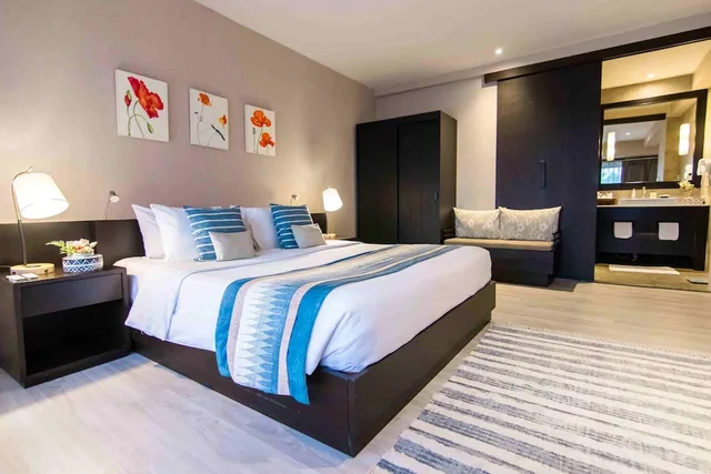 Premium, King Bed, Tohsang Heritage Ubon Ratchathani Hotel 1/3