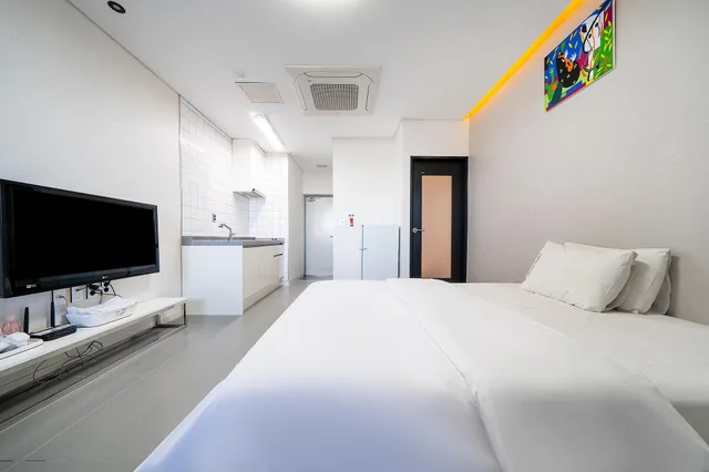 Condo, 6 Futon Beds, Bay Resort Tongyeong 2/3