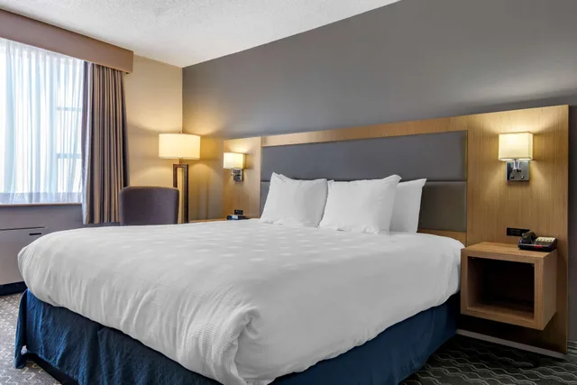 Executive, King Bed, Bath and Shower، Best Western Plus Vancouver Airport Hotel 4/5