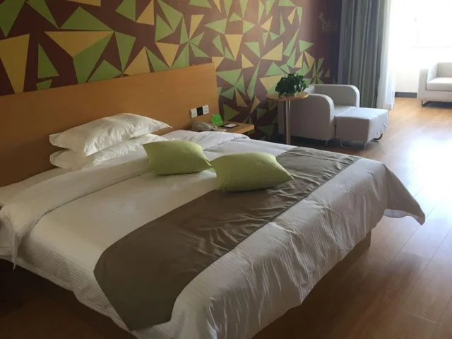 غرفة بزنس بسرير كوين، Vatica Xingtai Qiaoxi District Yongkang Street Hotel 2/2