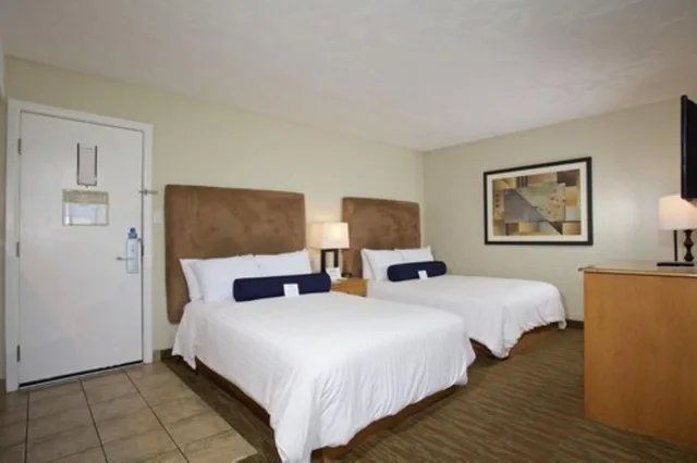 غرفة بسريرين مزدوجين، Surfer Beach Hotel 1/8