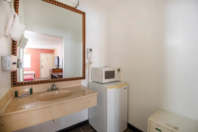غرفة بريميوم بسريرين كوين، Hotel O Daylight Inn Elkhart I-90, IN 6/7