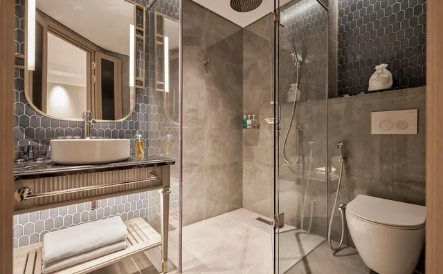 Superior, No Window، La Siesta Premium Saigon Central 4/4