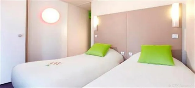 Next Generation, Twin Beds، Campanile Argenteuil 2/10