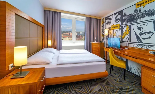 Superior, Double Bed, City View, Hotel Uno Prague 3/7
