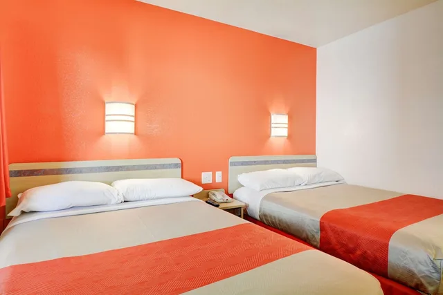 غرفة ديلوكس بسريرين مزدوجين، Motel6 Southington, CT - Hartford 3/7