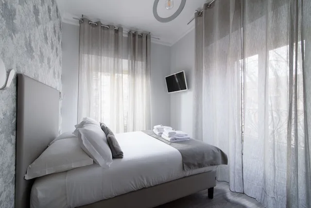 غرفة ثلاثية بسرير كوين وسرير فردي، White Caesar Guesthouse 3/8