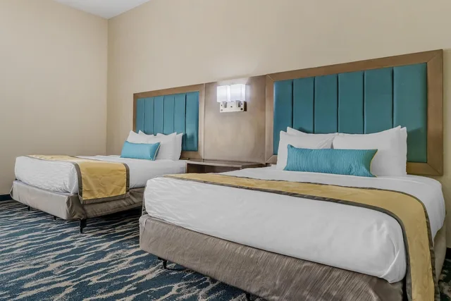 غرفة قياسية بسريرين كوين بمطبخ صغير لذوي الإعاقة، Executive Residency By Best Western Corpus Christi 5/10