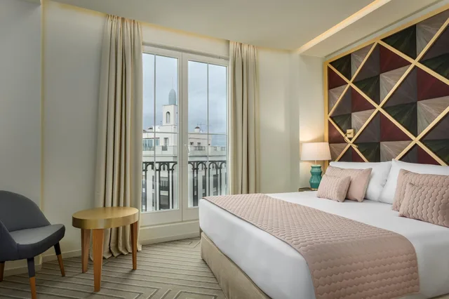 غرفة قياسية بإطلالة، Room Mate Macarena Gran Via 1/10