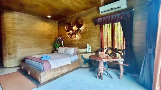 غرفة ديلوكس بسرير مزدوج، Timberland And Fruit Resort 4/10