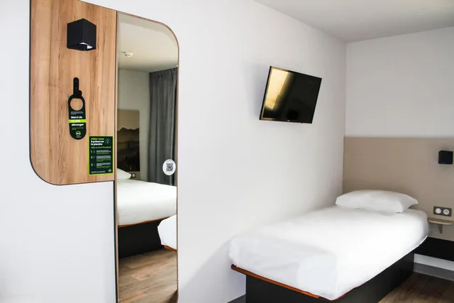 غرفة رباعية، B&B HOTEL Aix-les-Bains 7/10