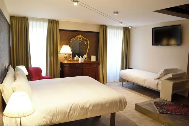 غرفة عائلية ثلاثية بسرير كوين وسرير فردي، Avogaria Locanda Restaurant 4/10