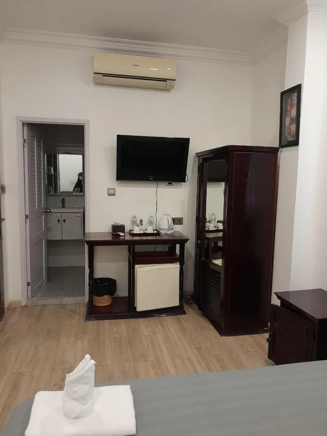 Deluxe, Double Bed, No Window, Harmony River Hotel 3/7