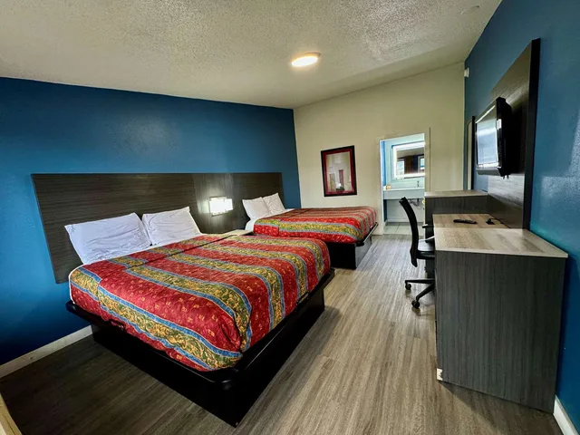 غرفة بسريرين مزدوجين، KNIGHTS INN GREENVILLE 1/2