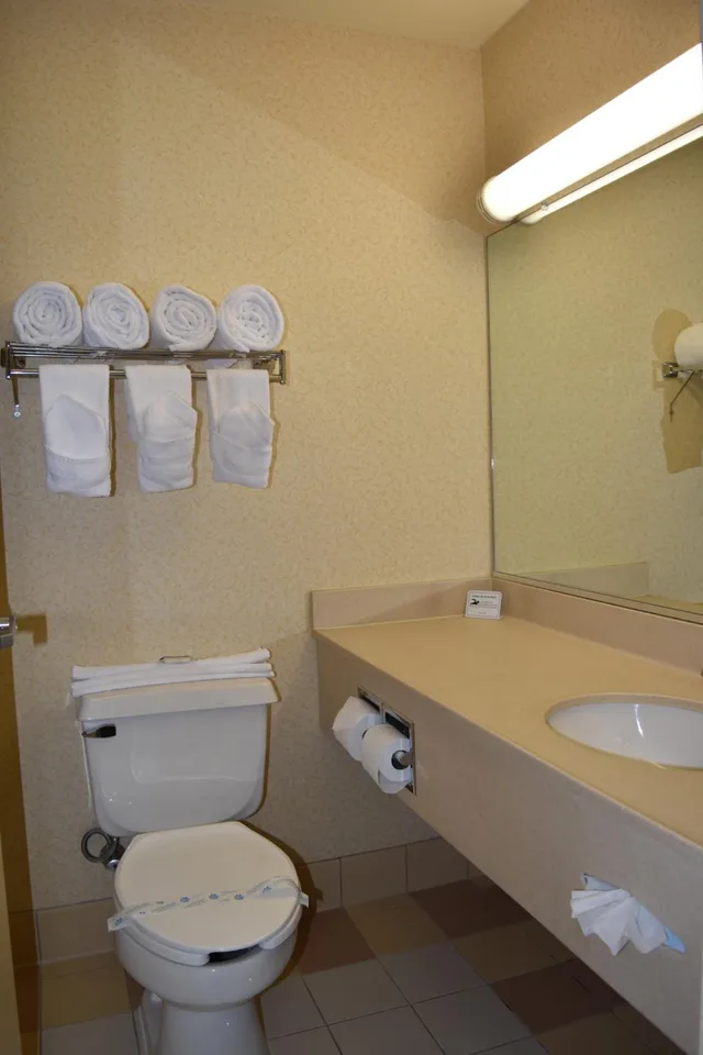 غرفة بسرير كوين لذوي الإعاقة، Motel6 Anderson, IN - Indianapolis 8/10