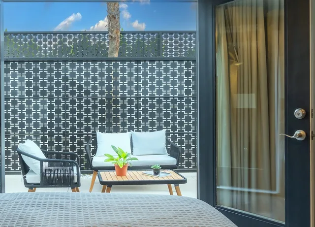 غرفة بسرير كوين بشرفة، Onsen Hotel & Spa 2/4