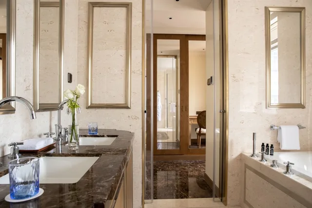 إقامة كلاسيكية ديلوكس بسريرين منفصلين وسريرين كينج بـ3 غرف نوم، Jumeirah Living Guangzhou - Residences 6/7
