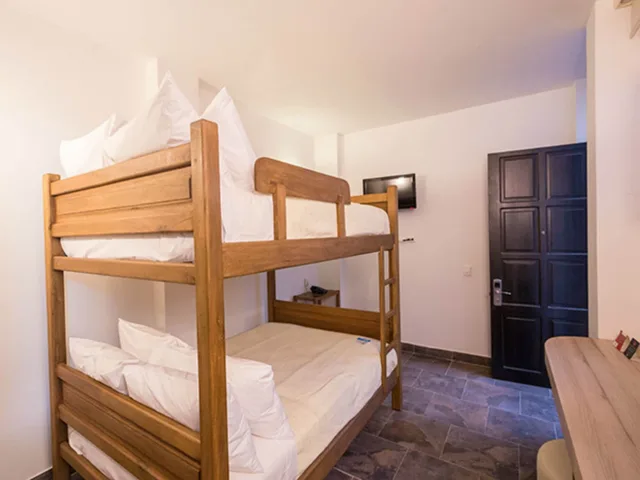 غرفة قياسية ثلاثية بسرير مزدوج وسرير فردي، Hotel Capitan Ricaurte 4/7