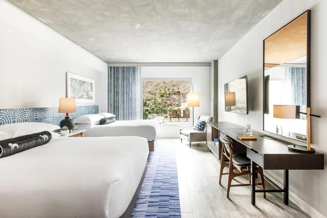 غرفة قياسية بسريرين كوين لذوي الإعاقة، Kimpton Rowan Palm Springs 1/5