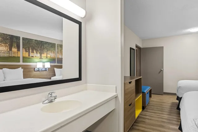 جناح استوديو بسريرين مزدوجين، Days Inn by Wyndham Valdosta I-75 9/10