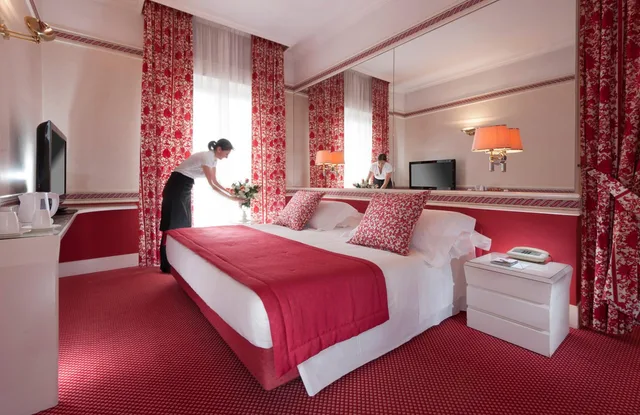 غرفة كلاسيكية بسرير مزدوج أو سريرين منفصلين بشرفة، Hotel Milton Rimini 2/7