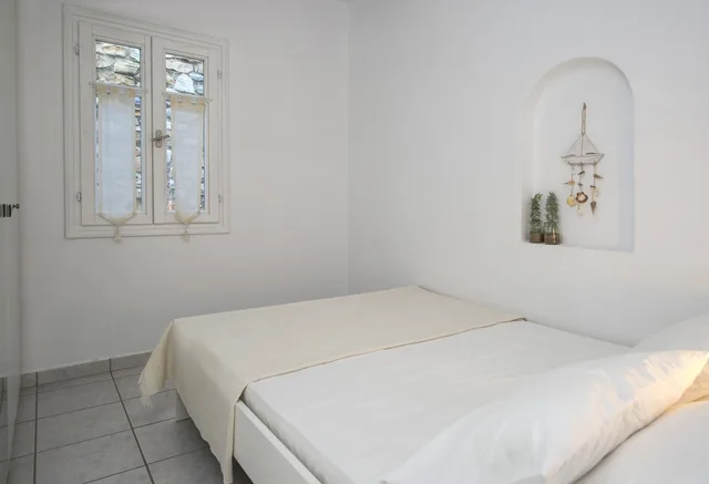 1 Bedroom, Phosphorus, Family, Apartment, 1 Queen and 3 Single Beds, Partial Sea View, Cleopatra Homes 1/4