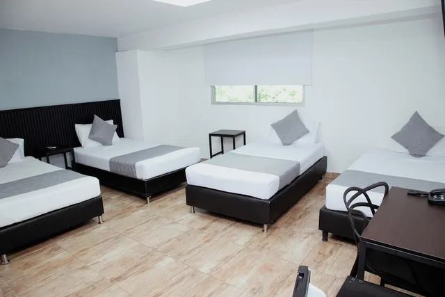 غرفة رباعية بغرفة نوم واحدة، Hotel Palmas Del Estadio 6/10