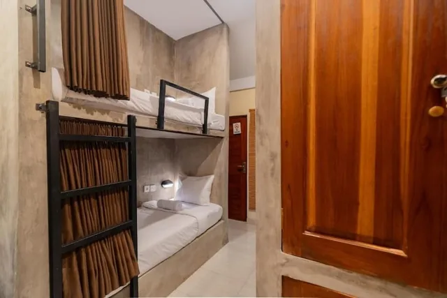 Joni Ubud Hostel، Ubud 50/50