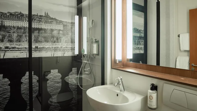 غرفة قياسية بسرير كوين، CAMPANILE PARIS SUD - PORTE D'ORLEANS ARCUEIL 10/10