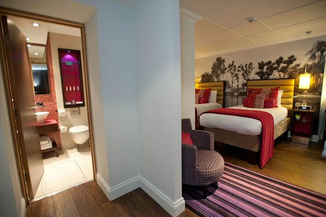 Premium, Twin Beds, Garden View, Hotel Indigo London - Paddington by IHG 4/4
