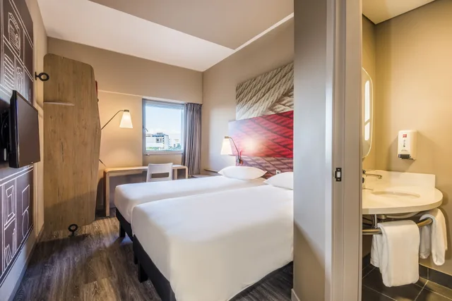 غرفة قياسية بسريرين منفصلين، Ibis Cali Granada 8/8