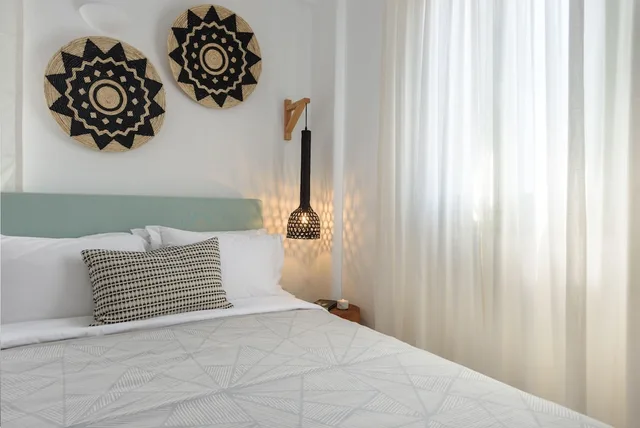 3 Bedrooms, Luxury, Villa, 3 Queen Beds, Pool Side, 2 Sofa, Private Pool، Samsara - Santorini Luxury Retreat 4/6