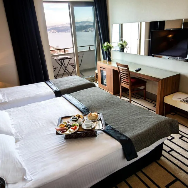 Superior, Triple, Bosphorus View، Cihangir Hotel 9/10