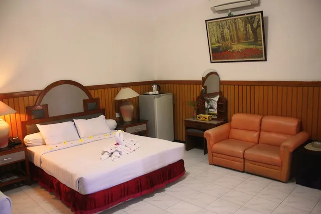 جناح جونيور، Berlian Abadi Hotel 5/7