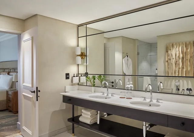 جناح بسرير فردي بغرفة نوم واحدة، InterContinental Table Bay Cape Town by IHG 4/7