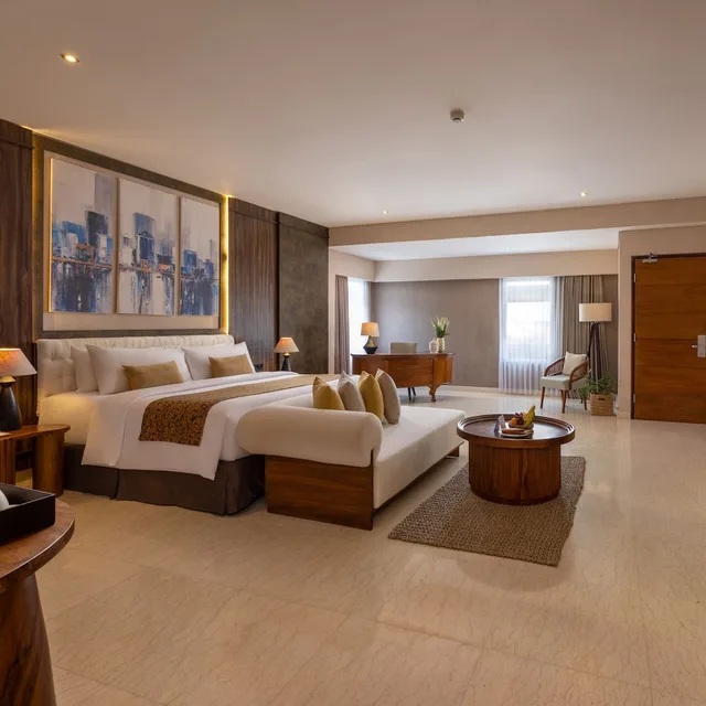 جناح تنفيذي بسرير كينج، Crystal Kuta Hotel 1/10