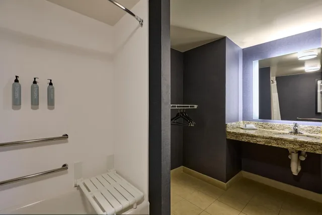 استوديو بسرير كينج مع أريكة، Residence Inn Arlington Capital View 8/8