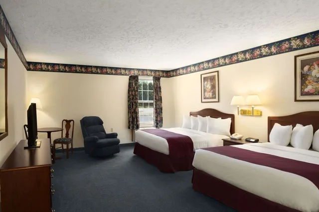Standard, 2 Queen Beds, Days Inn by Wyndham Grayling 1/1