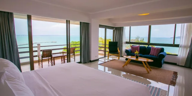 جناح بريميير بإطلالة على البحر، Rayong Resort Hotel 9/10