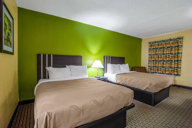 غرفة قياسية بسريرين كوين، Quality Inn West Columbia - Cayce 2/8