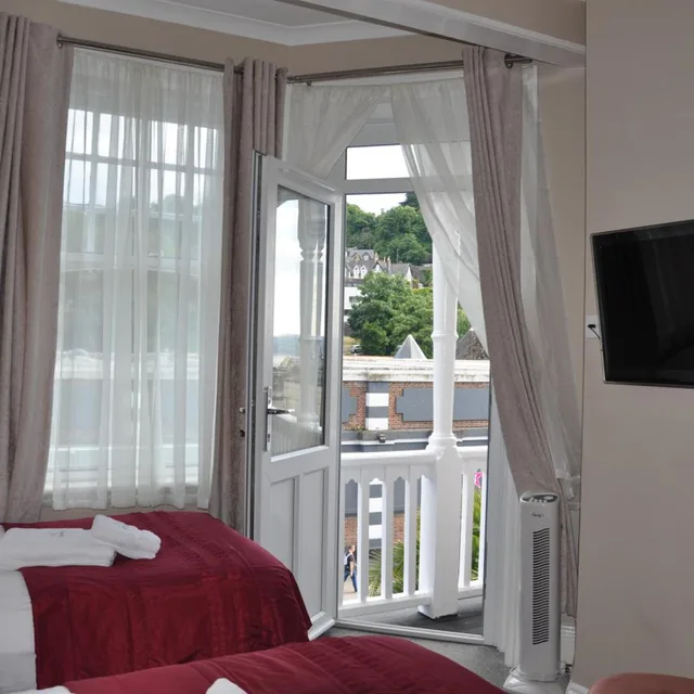 Room, Double or Twin Bed, Balcony, Hotel Peppers 4/10