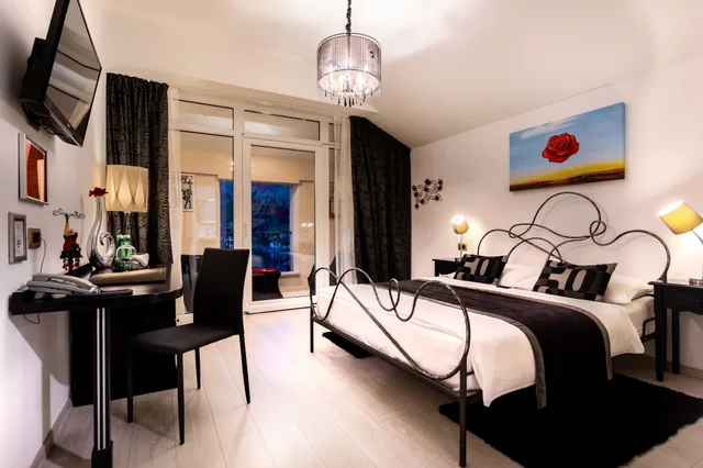غرفة بسرير مزدوج بإطلالة على البحر بشرفة، Heritage Hotel Forza 1/10