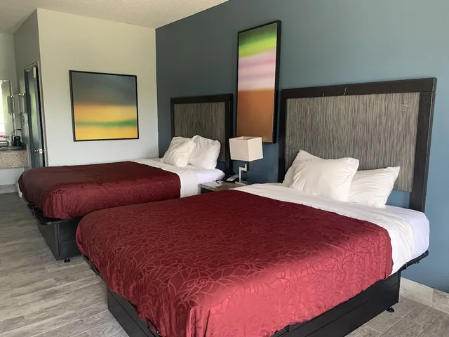 غرفة قياسية بسريرين كوين للمدخنين، Best Western Magnolia 3/8