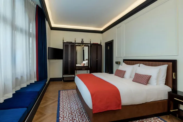 غرفة بريميوم تنفيذية بسرير كينج، LUME Boutique Hotel, Autograph Collection 3/10