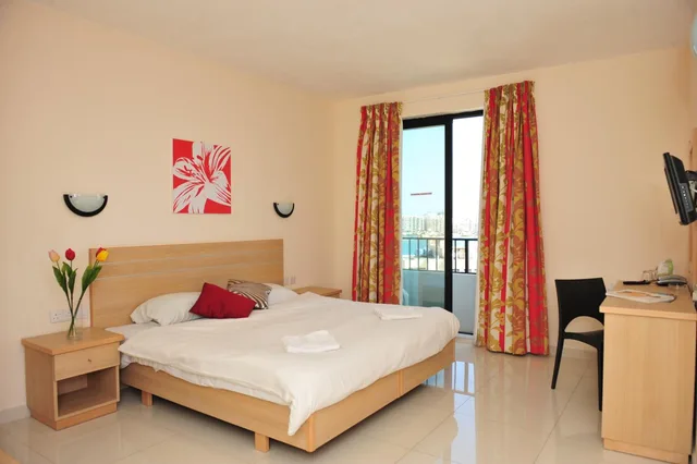غرفة بسرير مزدوج أو سريرين منفصلين بإطلالة على البحر، Dean Hamlet Hotel 6/10