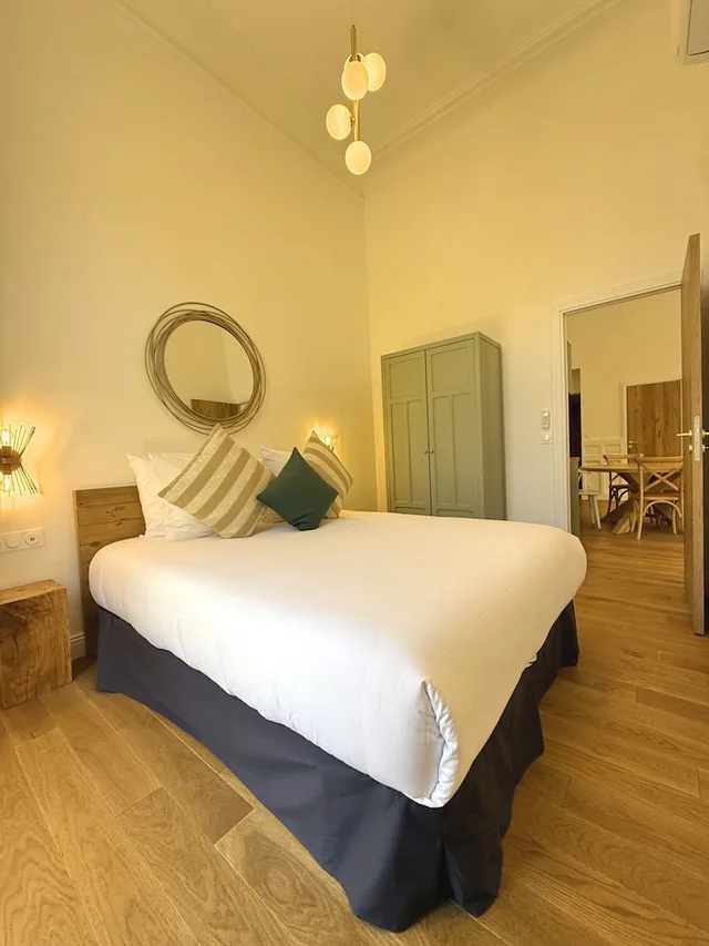بنتهاوس إليت بسريرين كوين، Les Appartements Du Vieux-Port 4/7