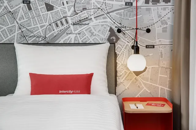 غرفة بسرير كوين، Intercity Hotel Frankfurt Hauptbahnhof Sud 3/4