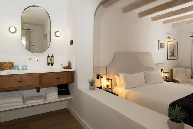 غرفة غراند ديلوكس بشرفة، THE SUITES AT SAN ROQUE CLUB 10/10